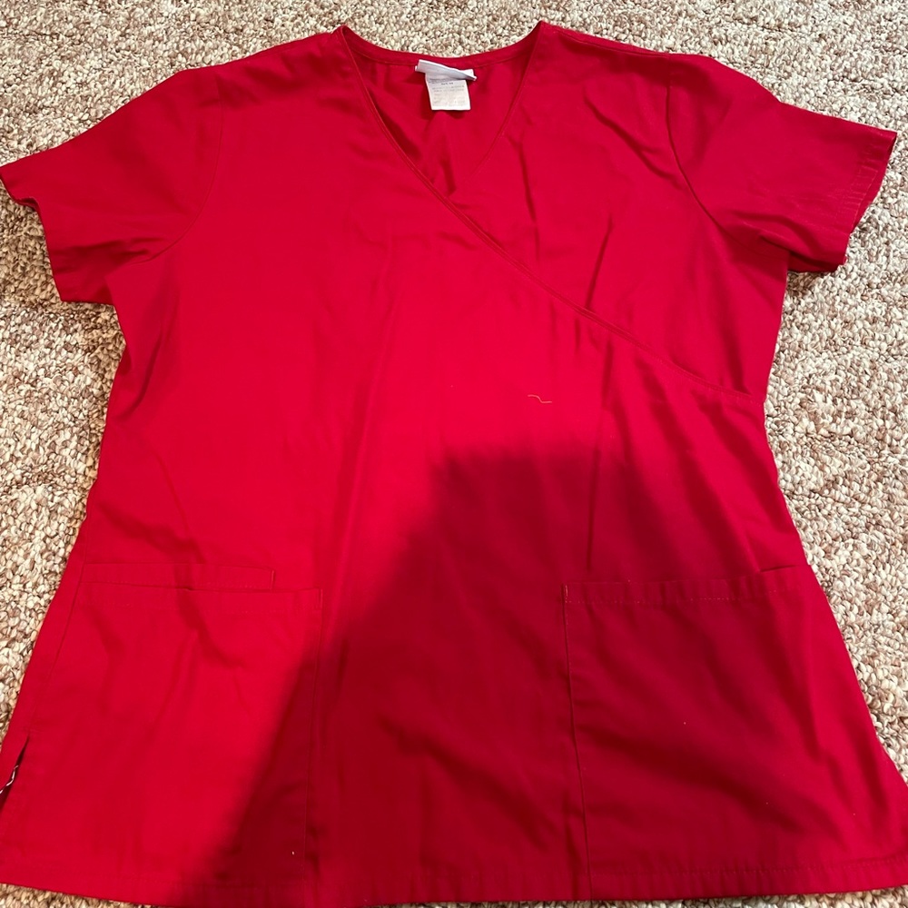 Women’s small scrub top